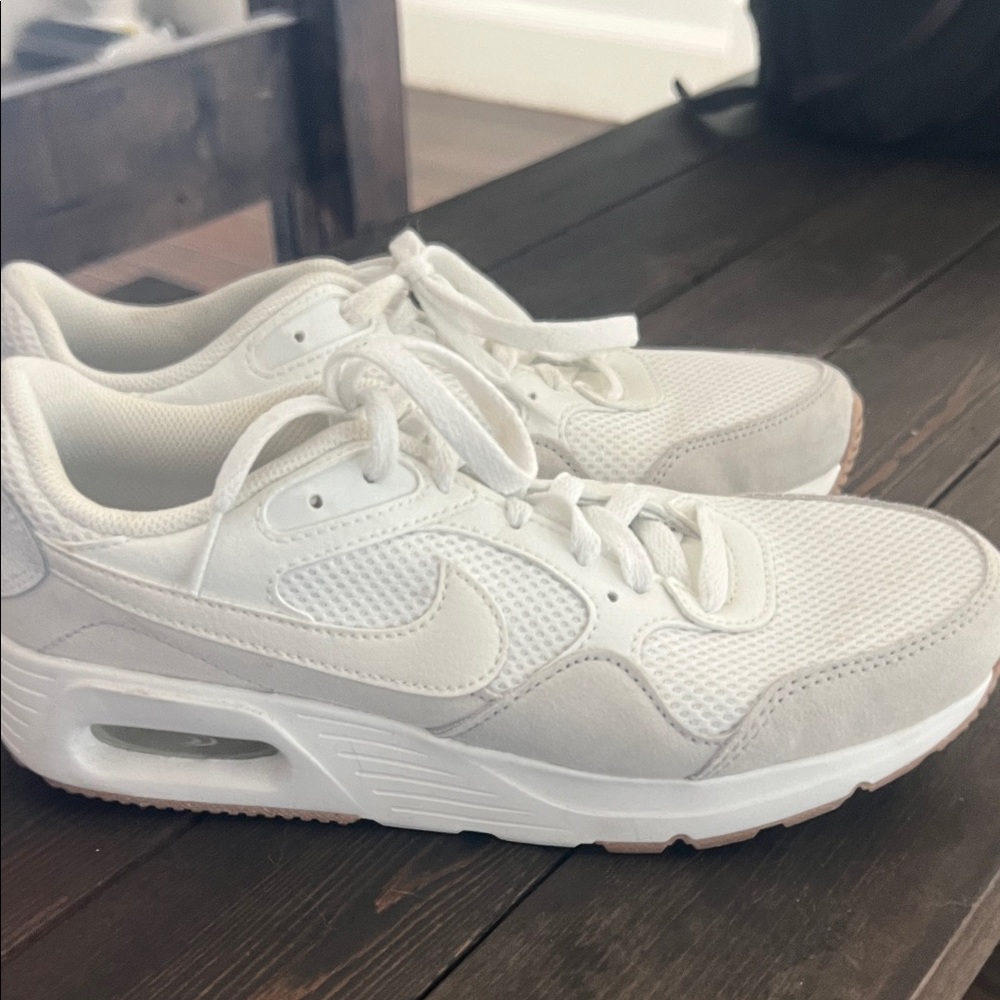 Nike White Mesh & Suede Low-Top Sneakers - Picture 2 of 4